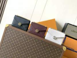 Picture of Louis Vuitton Handbags _SKUfw212757260fw